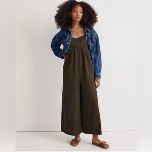 Madewell Chino Jumpsuit Size 0 NWT. Cutout back, wide leg, runs a little big